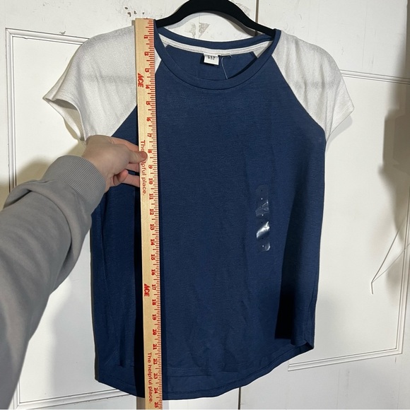 GAP Raglan Tee Shirt Ribbed Blue and White Size Small NWT - Picture 4 of 7